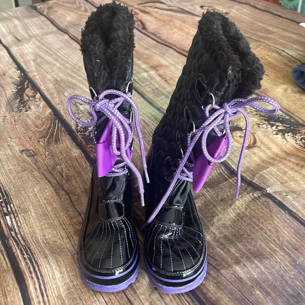 JOHO SIWA boots Youth Size 2 Black/purple Bow Faux fur Lace up LIKE NEW!
